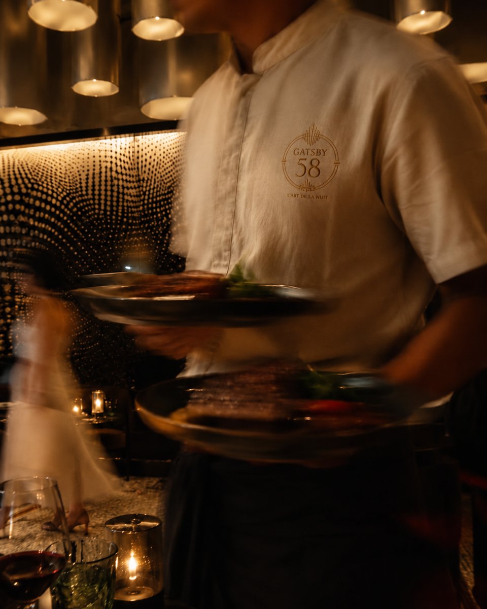 Le service Gatsby 58 en mouvement dans une atmosphère chaleureuse